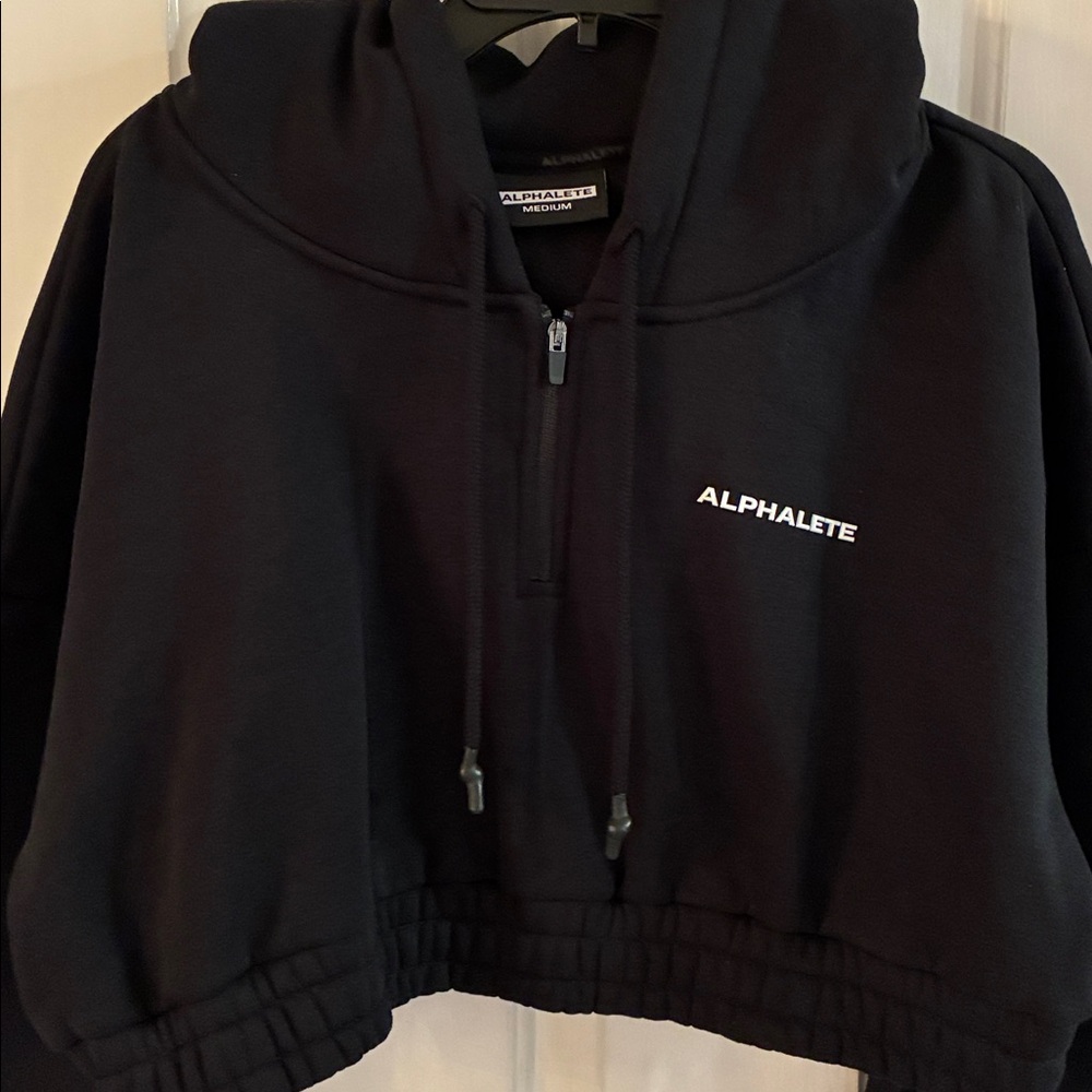 Women’s Alphalete Midnight Black Cropped Hoodie - Picture 2 of 9